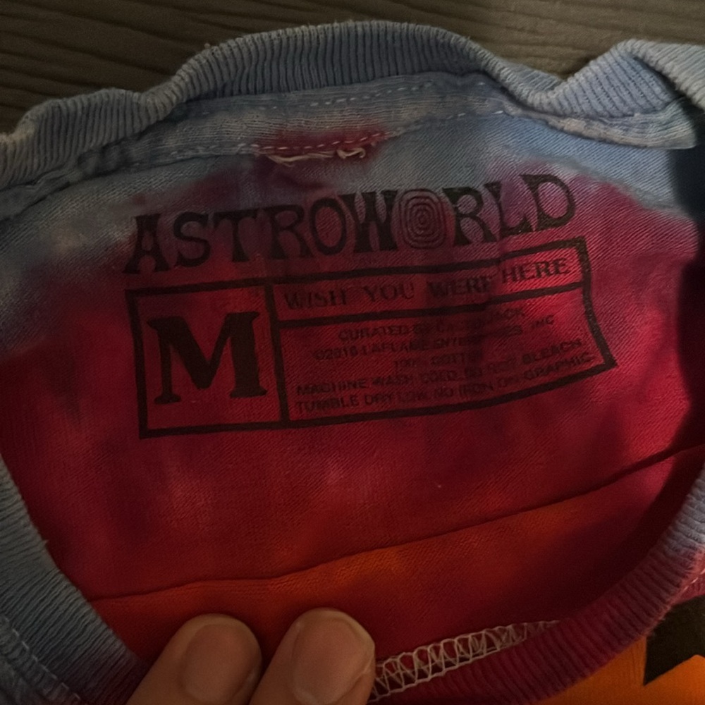 Astroworld Concert Tour Merch - Picture 3 of 3